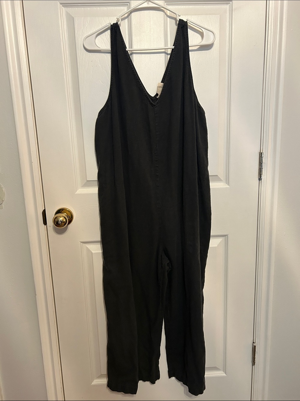Women's Dark Gray Sleeveless Jumpsuit